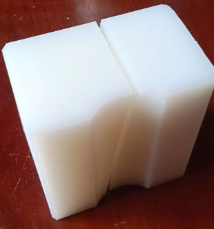 礦井天輪襯塊橡膠塊礦用絞車天輪提升機(jī)導(dǎo)向輪膠塊塑料襯墊